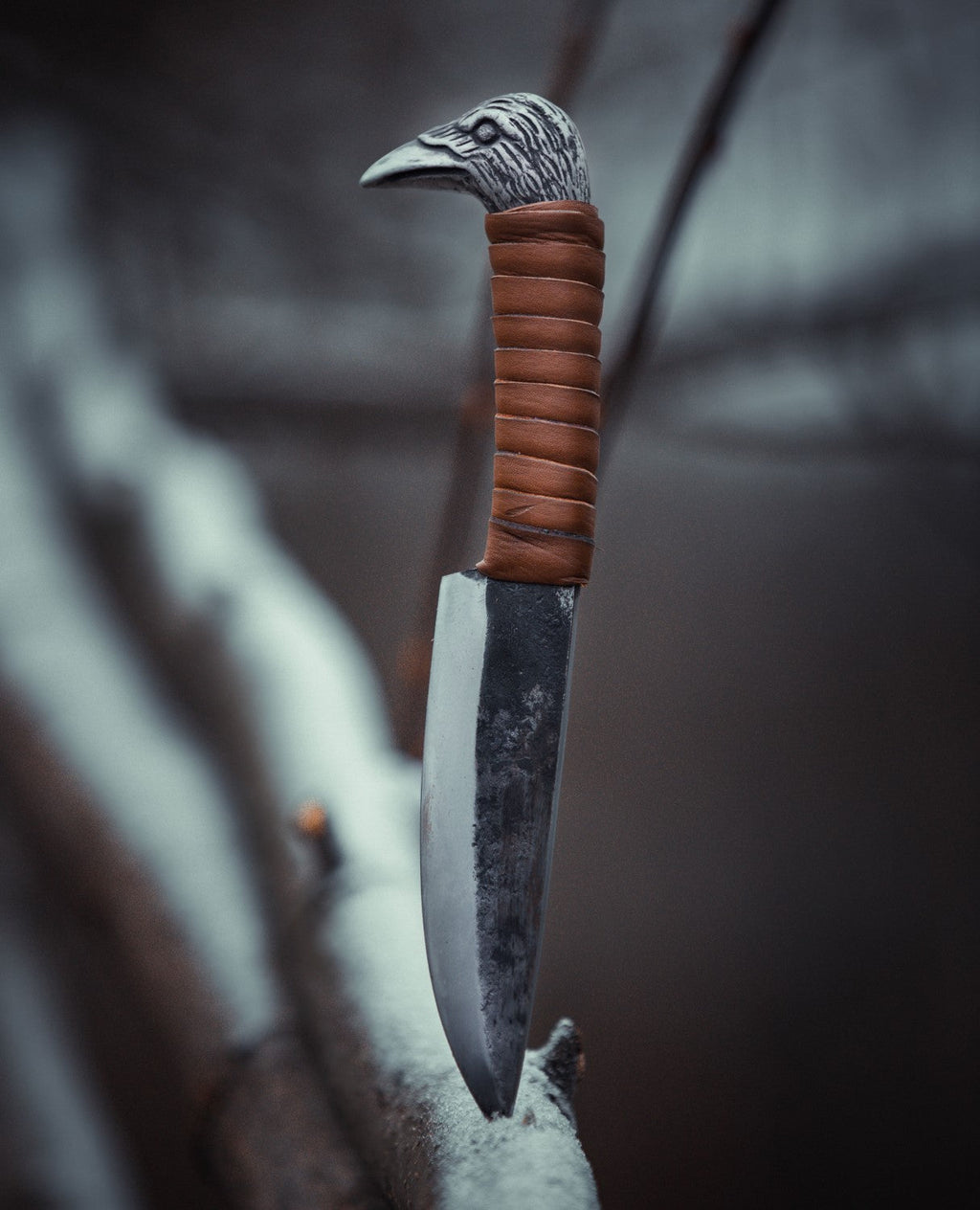 Raven Hilt Knife - 5.5" Blade (13 cm)