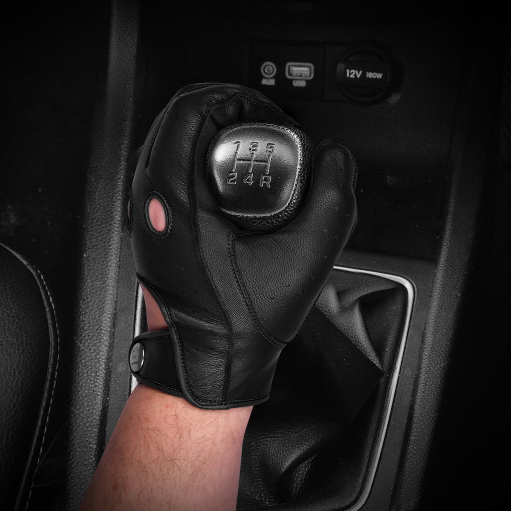 Leather Dark Knight Gloves - Full Finger Design (Black)